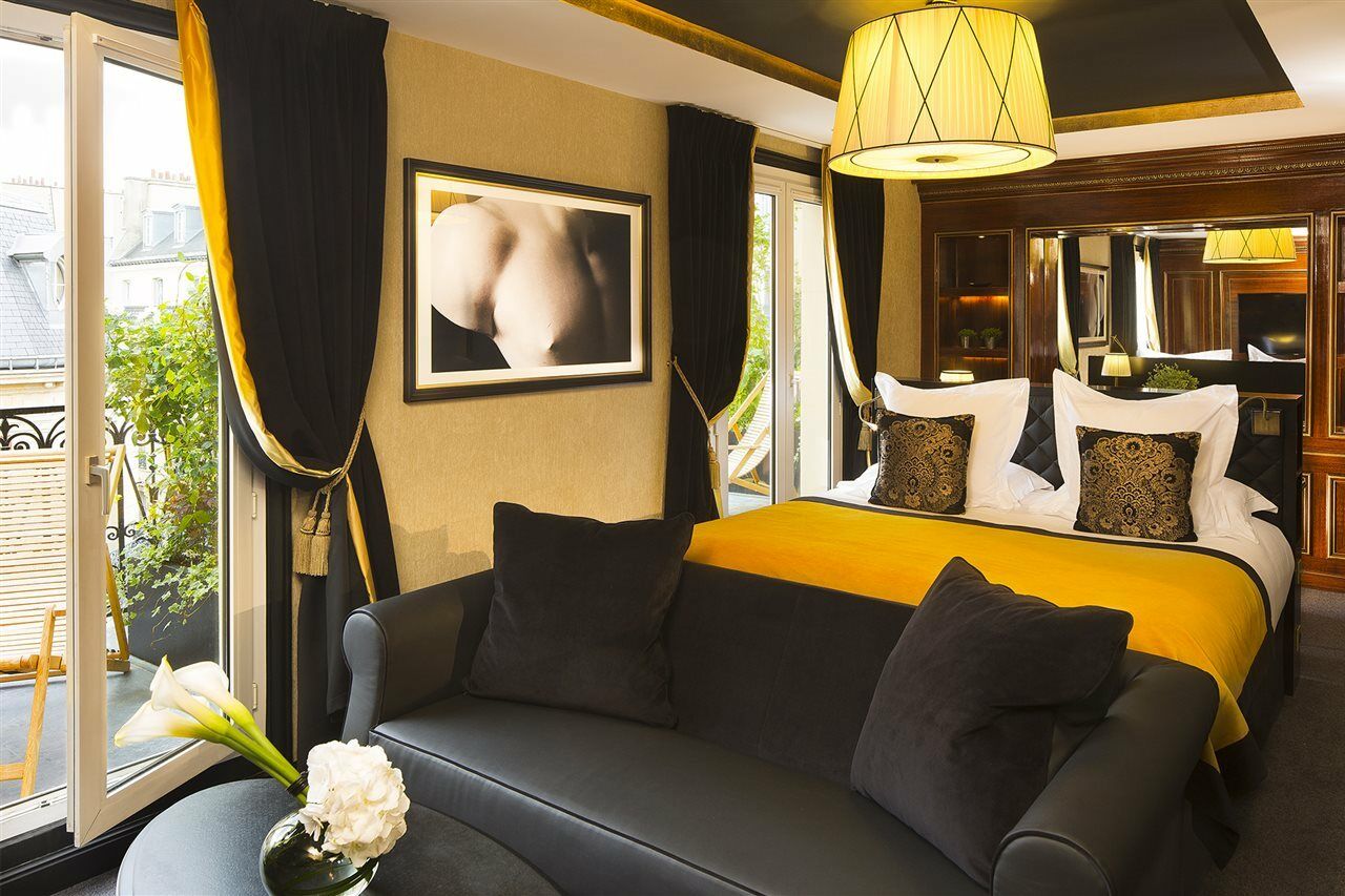 เลอ เบลมงต์ ชองเซลิเซ Hotel ปารีส ภายนอก รูปภาพ